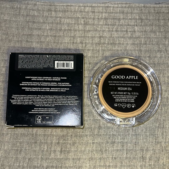 Kay Von D Skin Perfecting Foundation Balm- Medium 054. - Picture 3 of 4